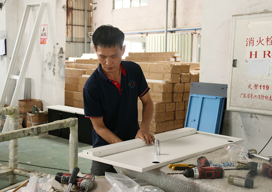 鍵特鋼制柜生產(chǎn)